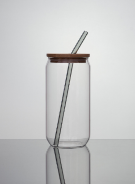 Modern Glass Tumbler Accompanied Glass Straw