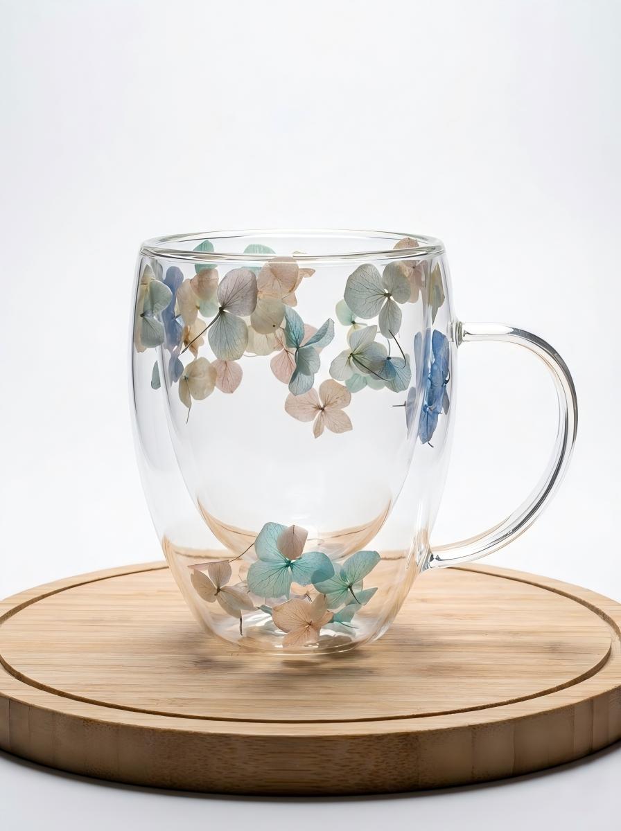 Double-Walled Borosilicate Glass Mug with Real Dried Flowers