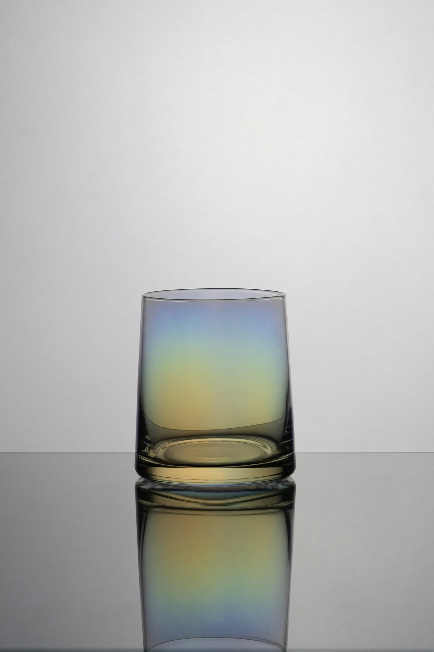 High aesthetic value glass, sophisticated whiskey glass, water cup.